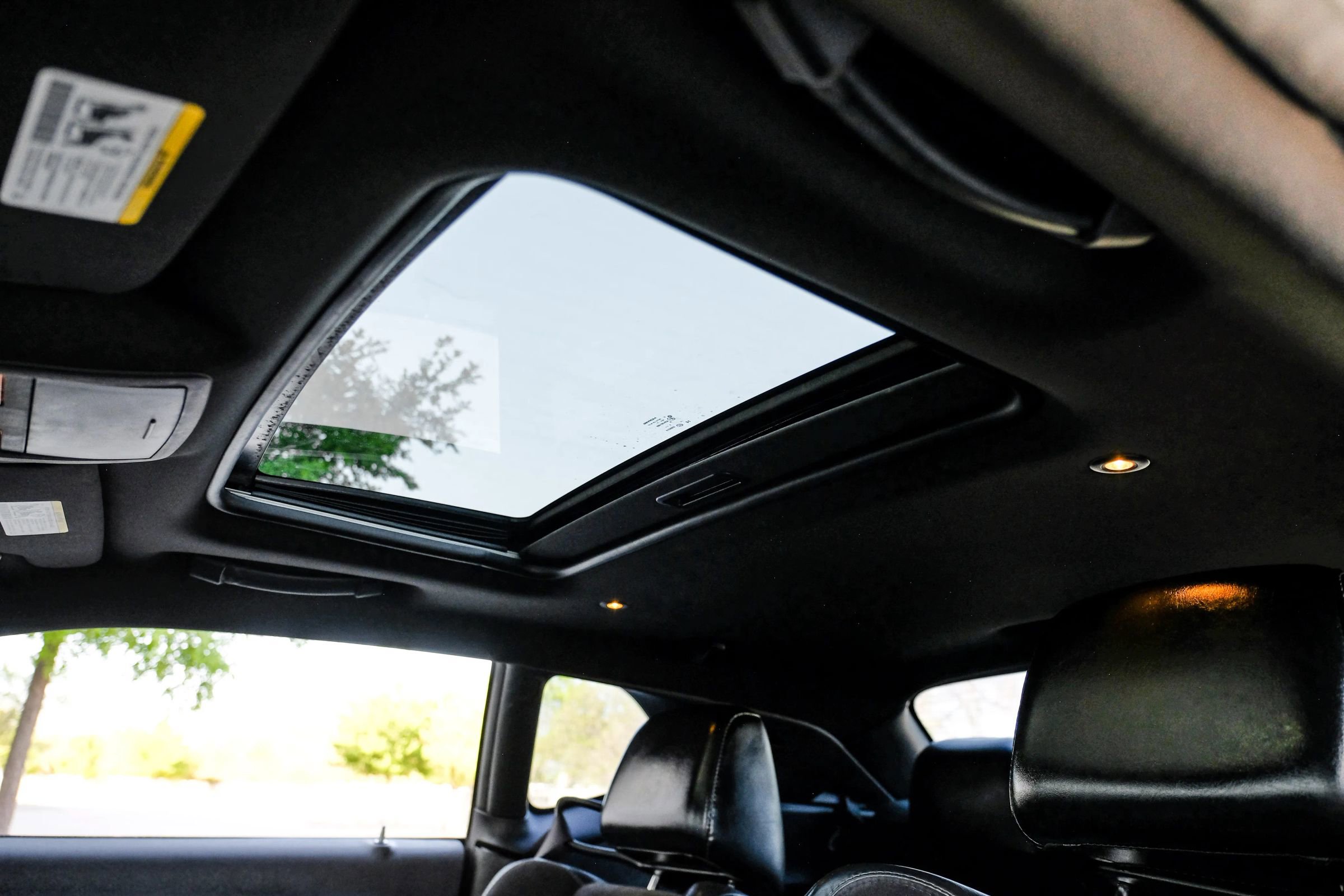 Used 2016 Dodge Challenger R/T Scat Pack w/ Leather Interior Group image 13