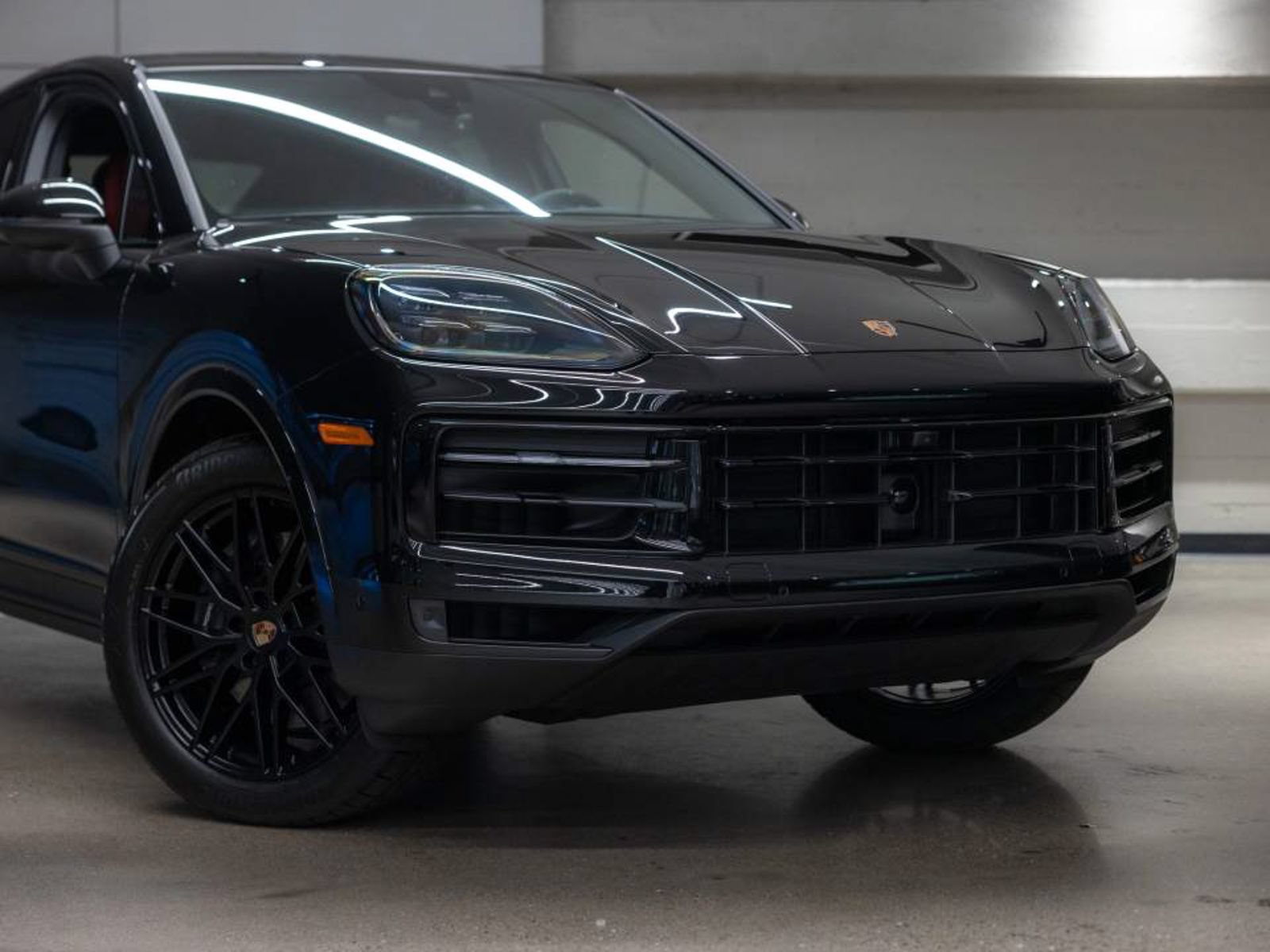 Certified 2026 Porsche Cayenne Coupe AWD/4WD image 7