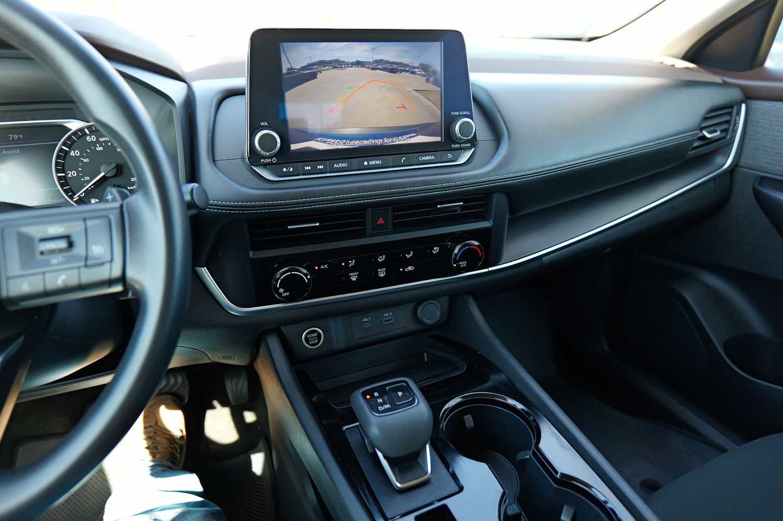 Used 2023 Nissan Rogue S image 16