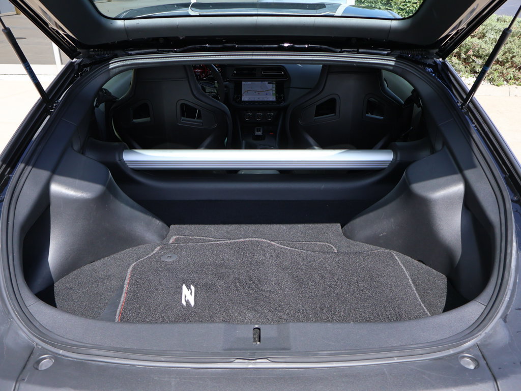 Used 2025 Nissan Z NISMO w/ Floor Mat Package RWD image 32