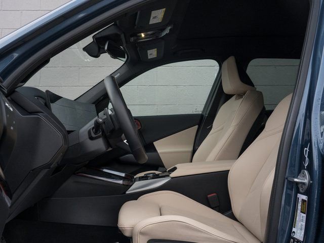 Used 2025 BMW X3 xDrive30i w/ M Sport Package image 17
