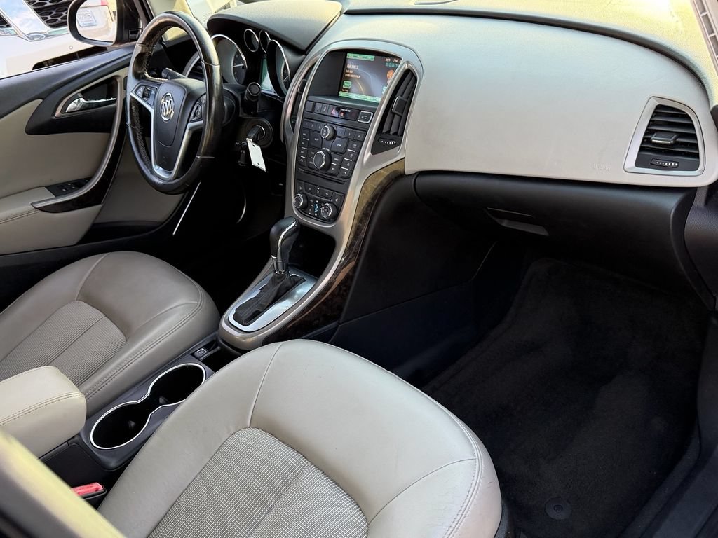 Used 2014 Buick Verano Convenience FWD image 18