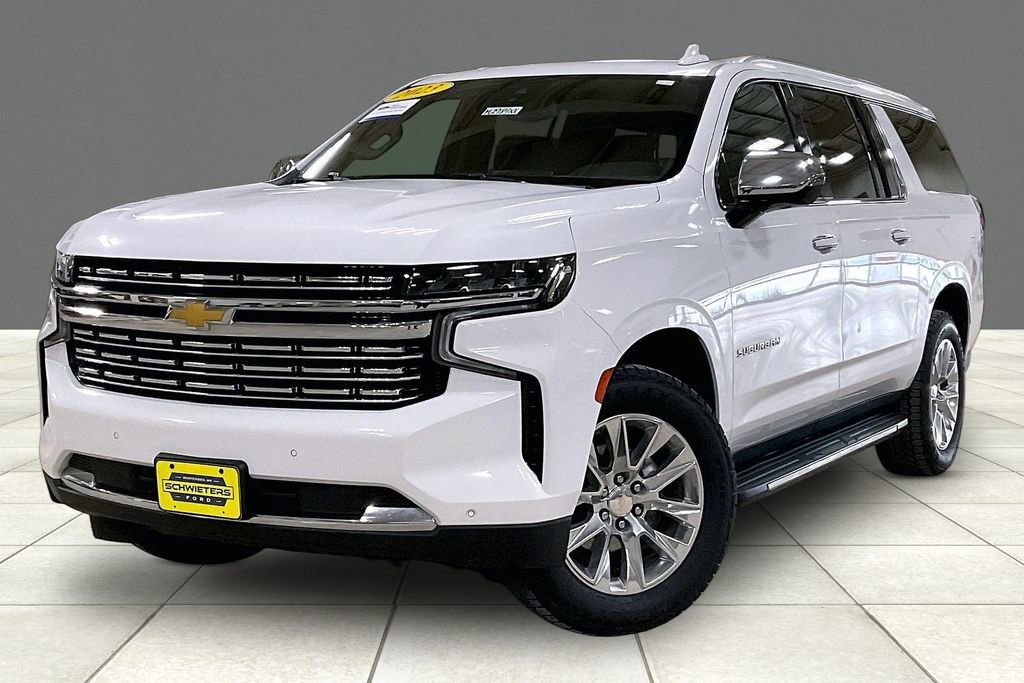Used 2023 Chevrolet Suburban Premier image 2