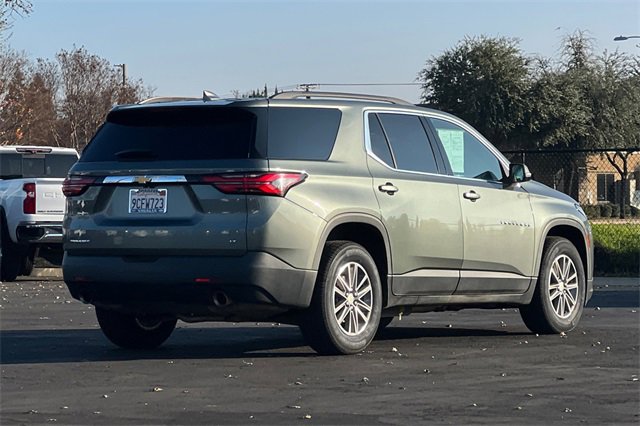 Used 2023 Chevrolet Traverse LT image 4
