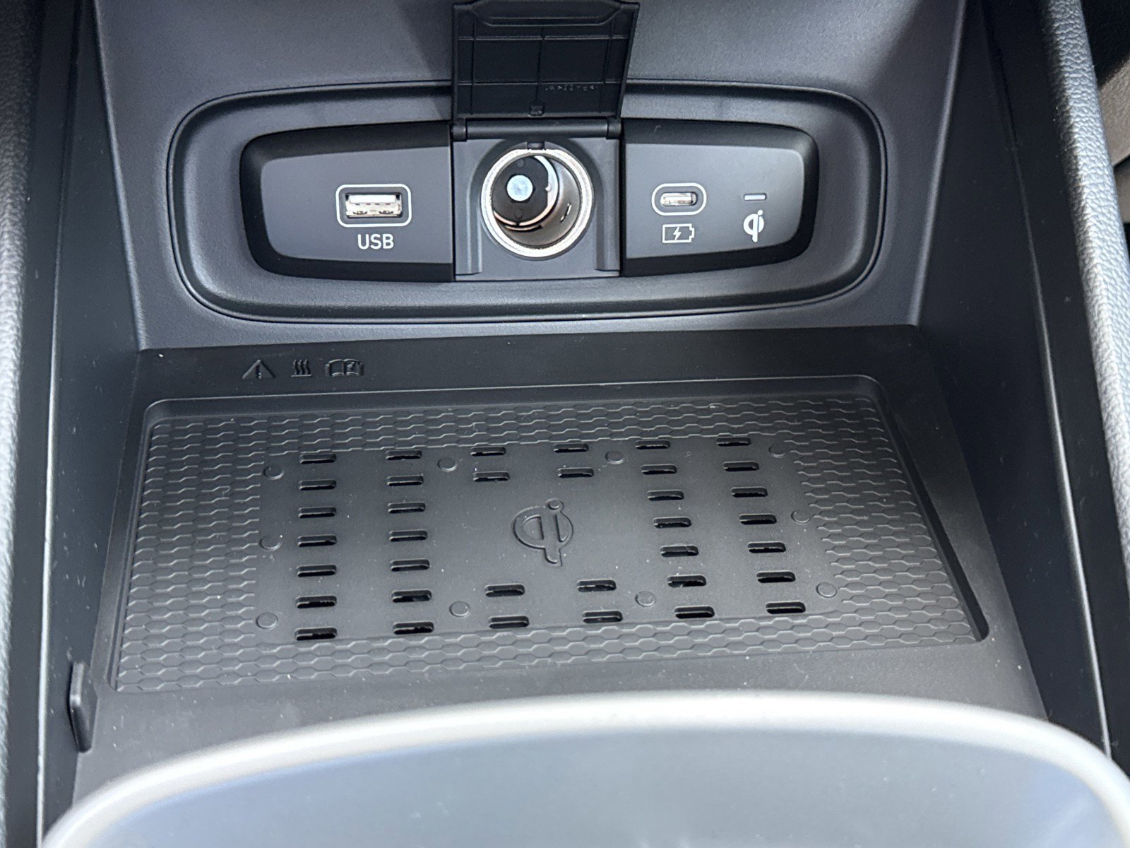 New 2026 Hyundai Venue SEL image 25