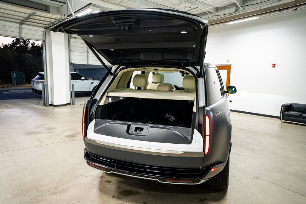 Used 2024 Land Rover Range Rover SE image 55