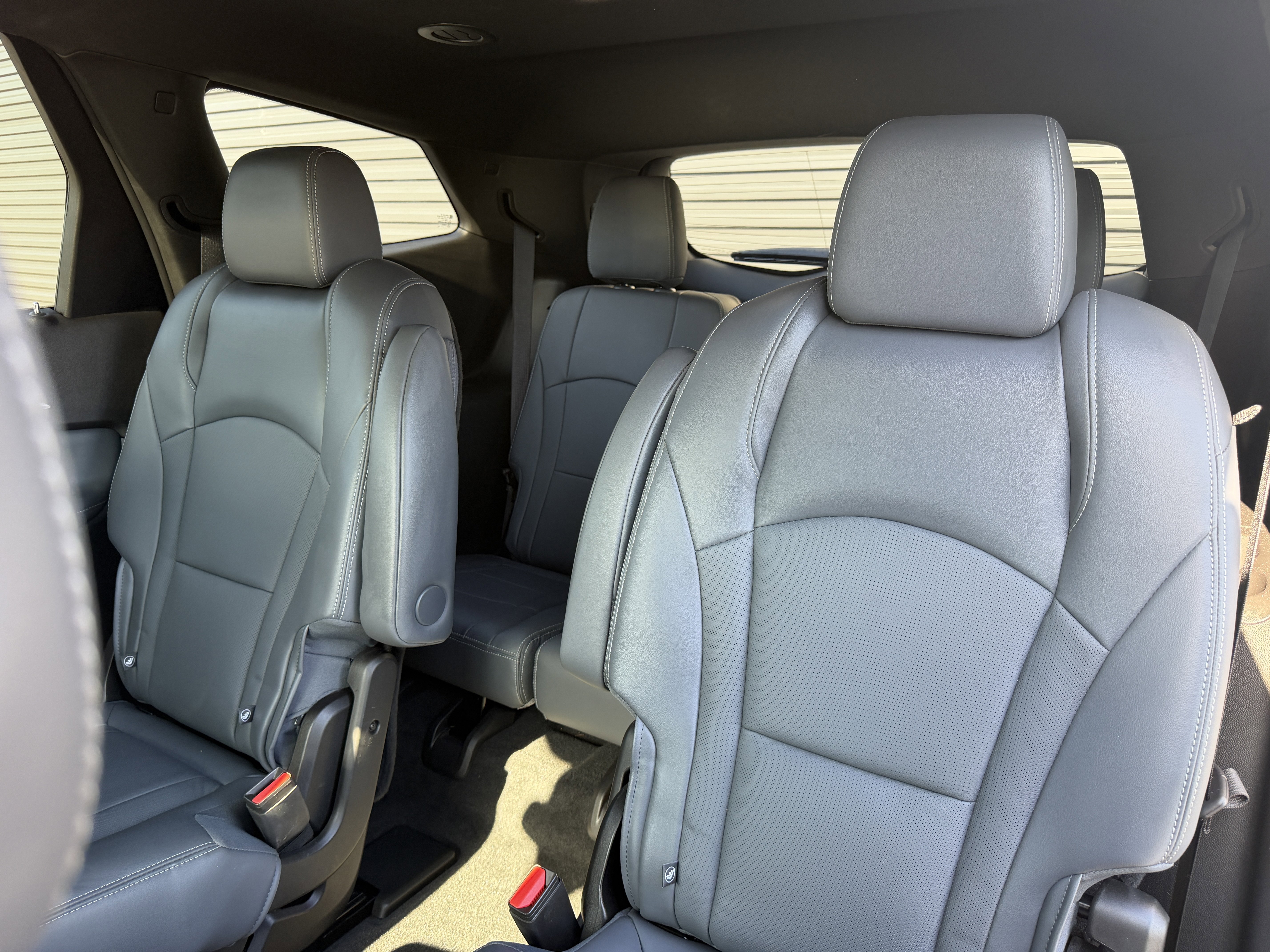 Used 2023 Buick Enclave Essence w/ Experience Buick Package FWD image 14
