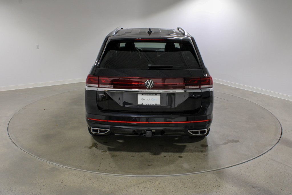 Used 2024 Volkswagen Atlas SEL Premium R-Line image 4