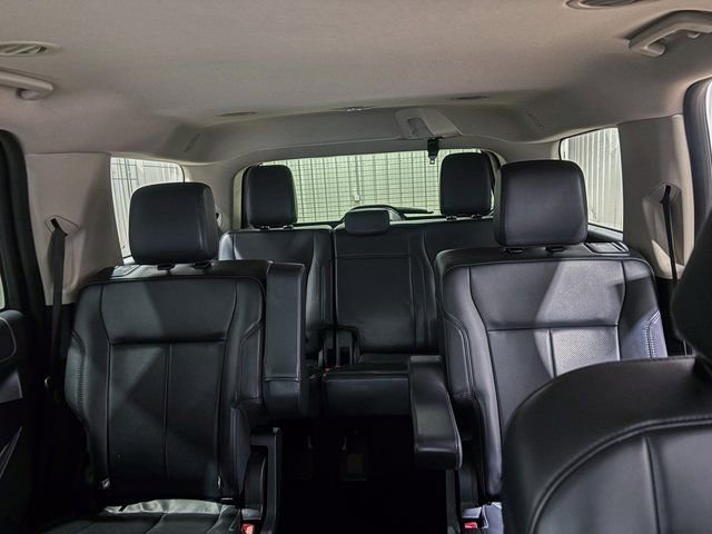 Used 2024 Ford Expedition XLT image 20