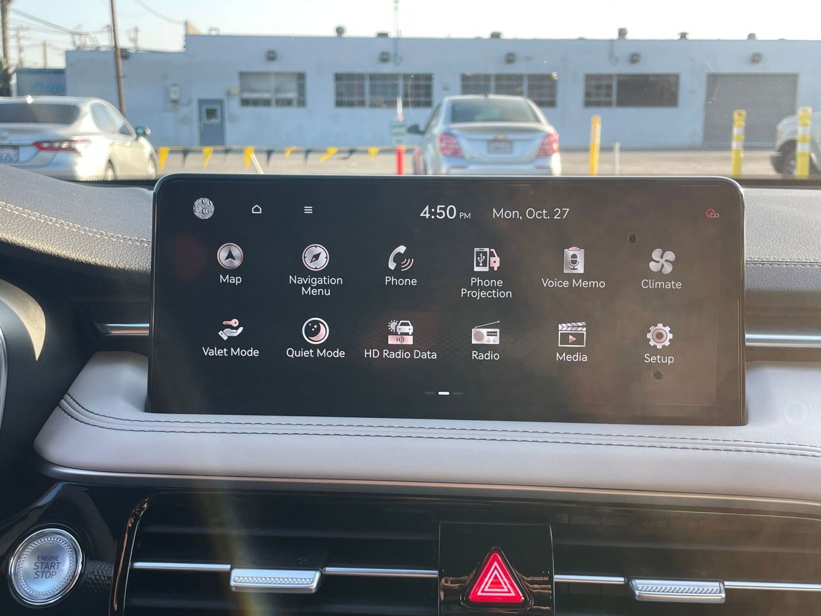 Used 2025 Genesis G70 2.5T image 21