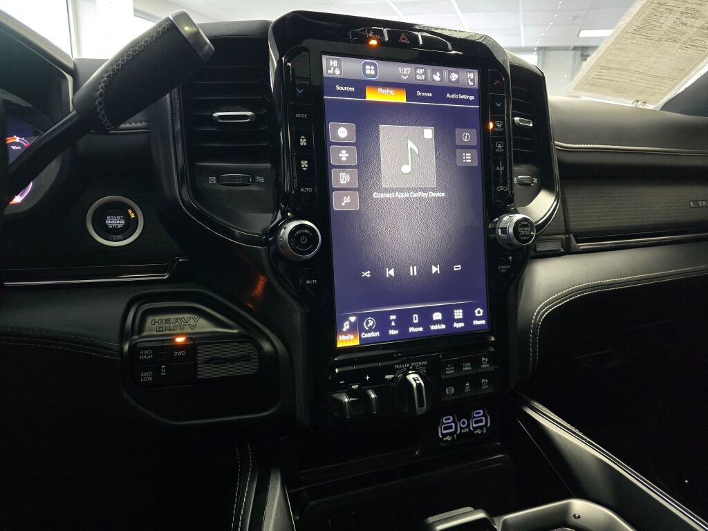 Used 2024 RAM 2500 Limited image 30