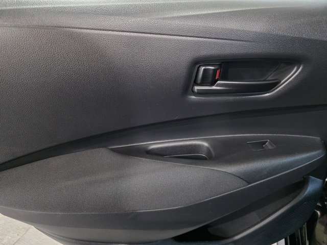 Used 2025 Toyota Corolla LE image 11