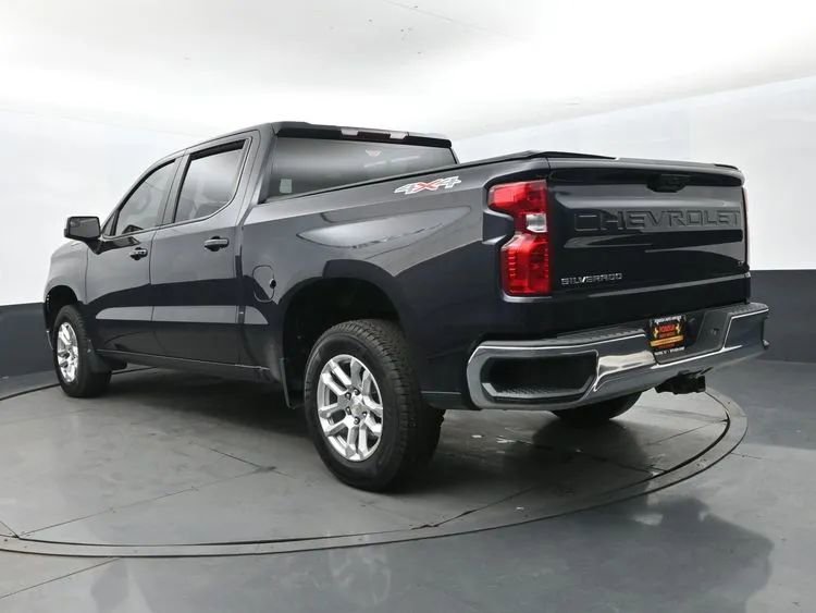 Used 2023 Chevrolet Silverado 1500 LT image 9