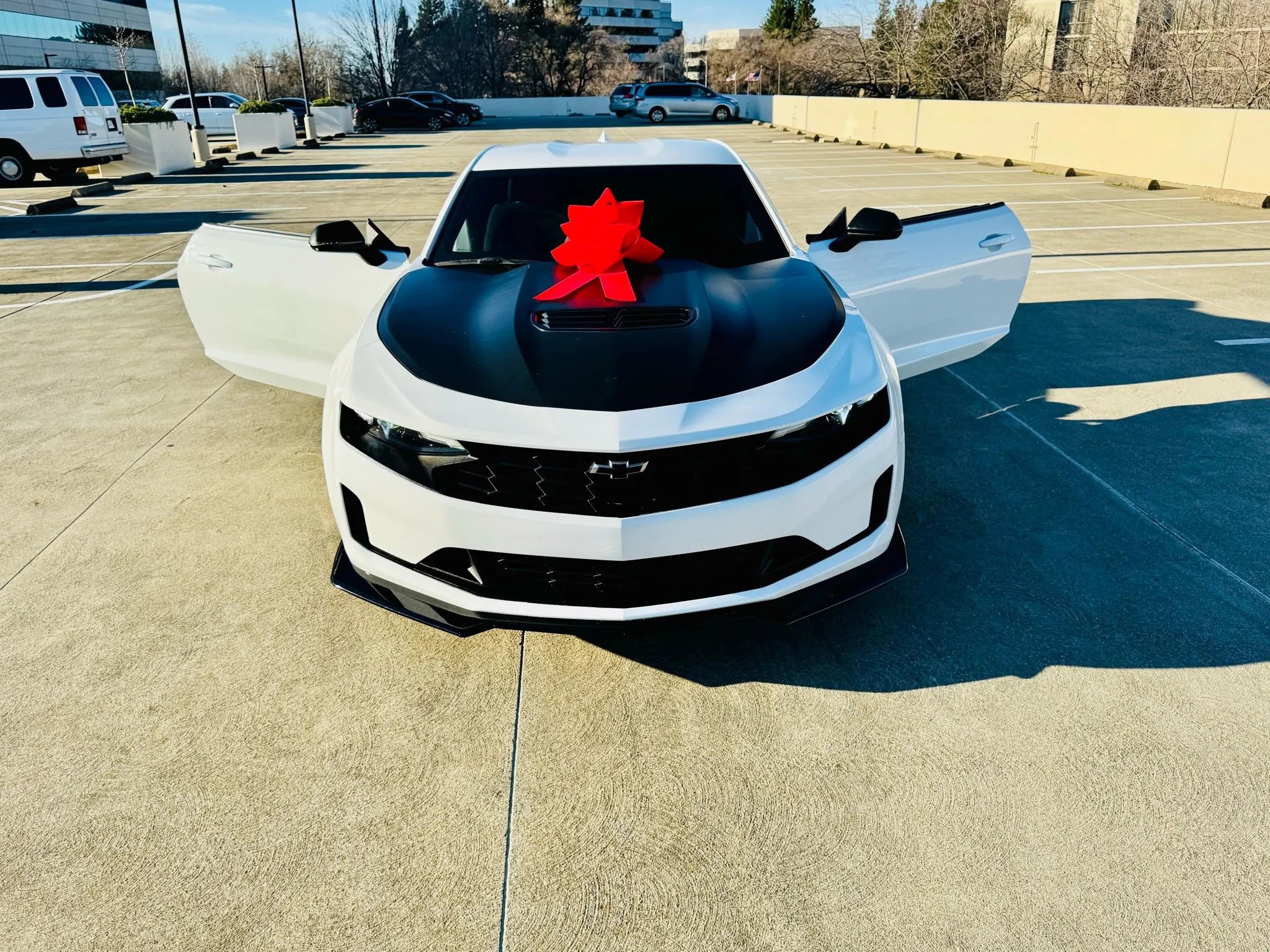 Used 2020 Chevrolet Camaro LT image 14