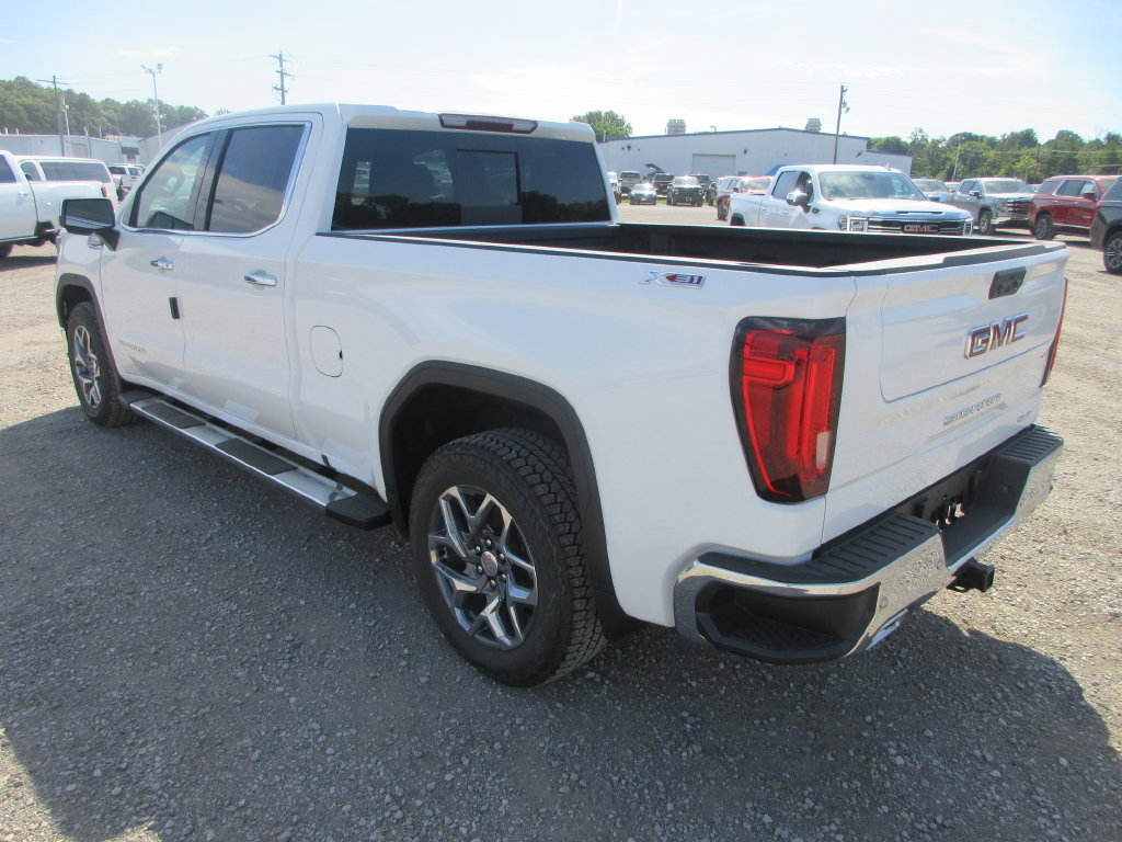 New 2026 GMC Sierra 1500 SLT w/ SLT Premium Plus Package AWD/4WD image 10