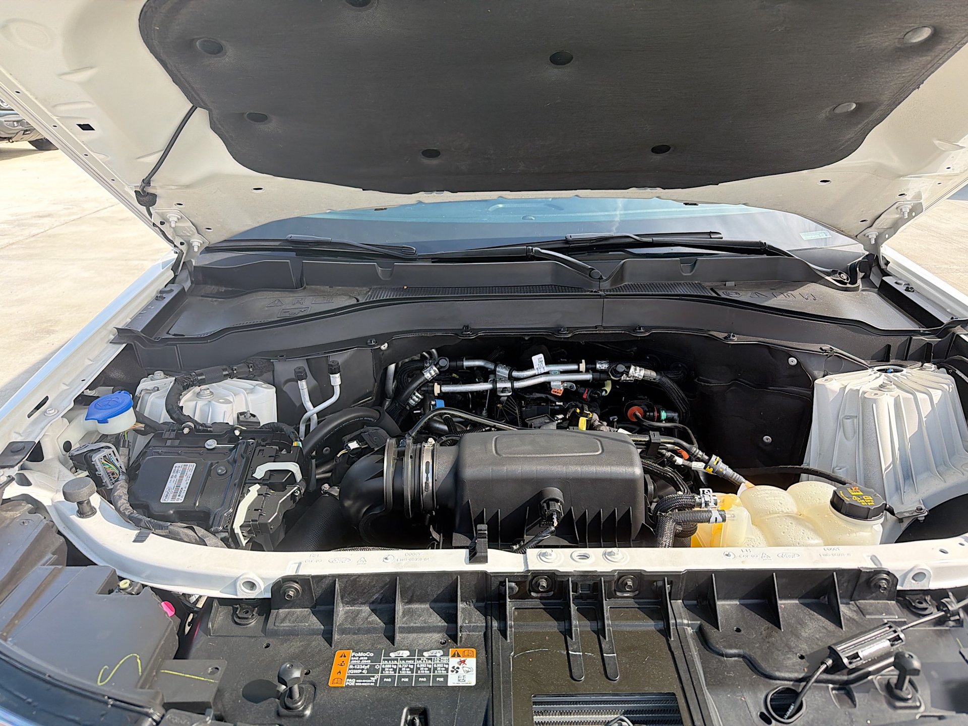 Used 2023 Ford Explorer XLT RWD image 33