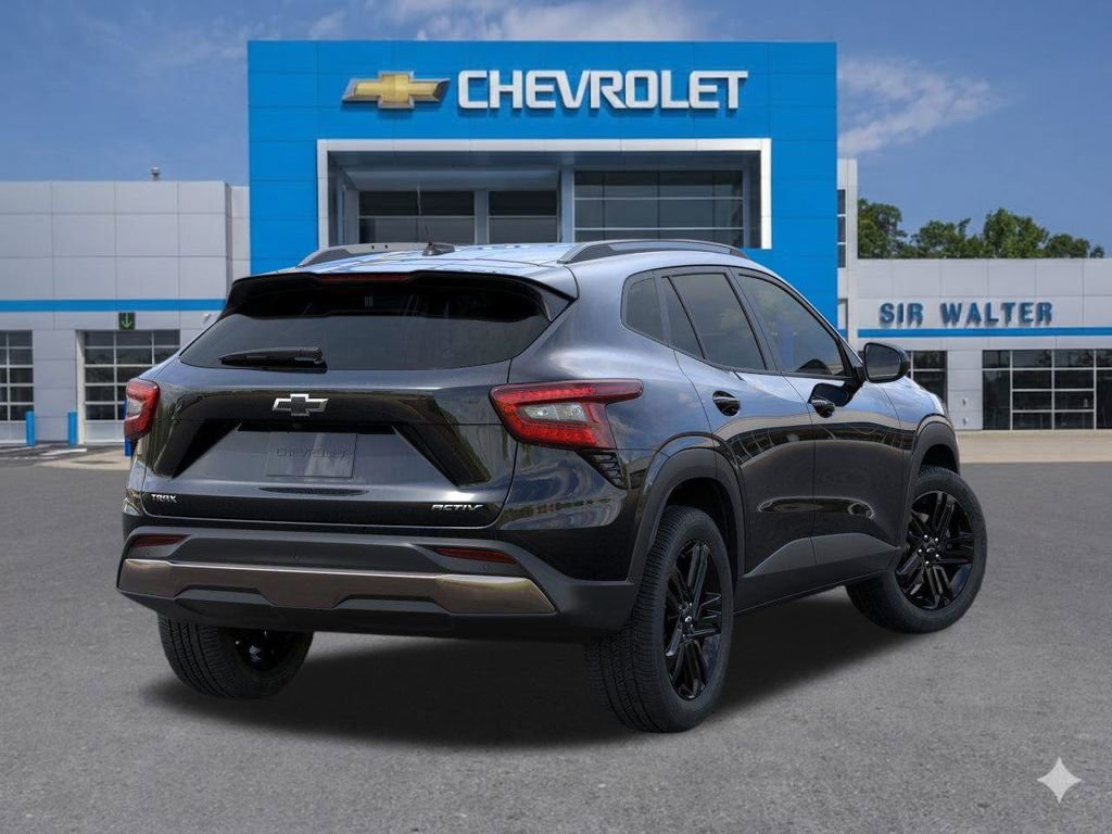 New 2026 Chevrolet Trax ACTIV w/ Sunroof Package FWD image 5
