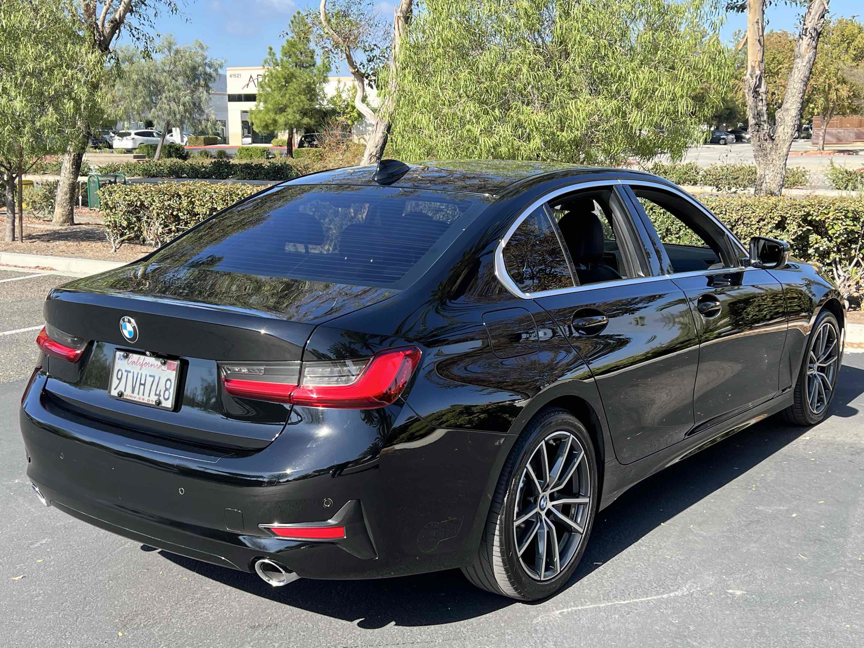 Used 2021 BMW 330e image 15