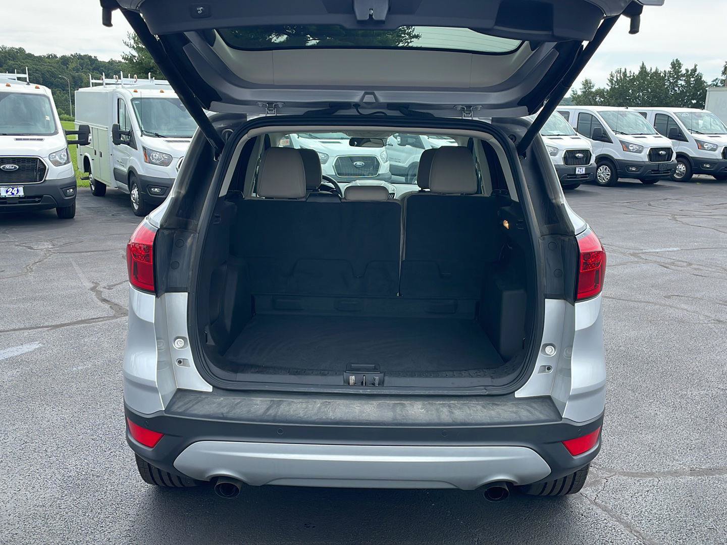 Used 2019 Ford Escape SEL FWD image 28