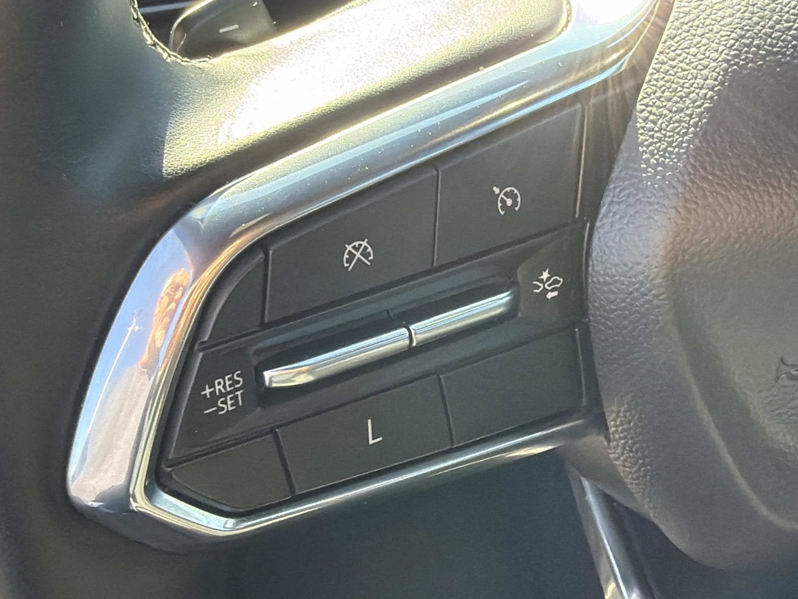 Certified 2025 Chevrolet Equinox LT FWD image 6
