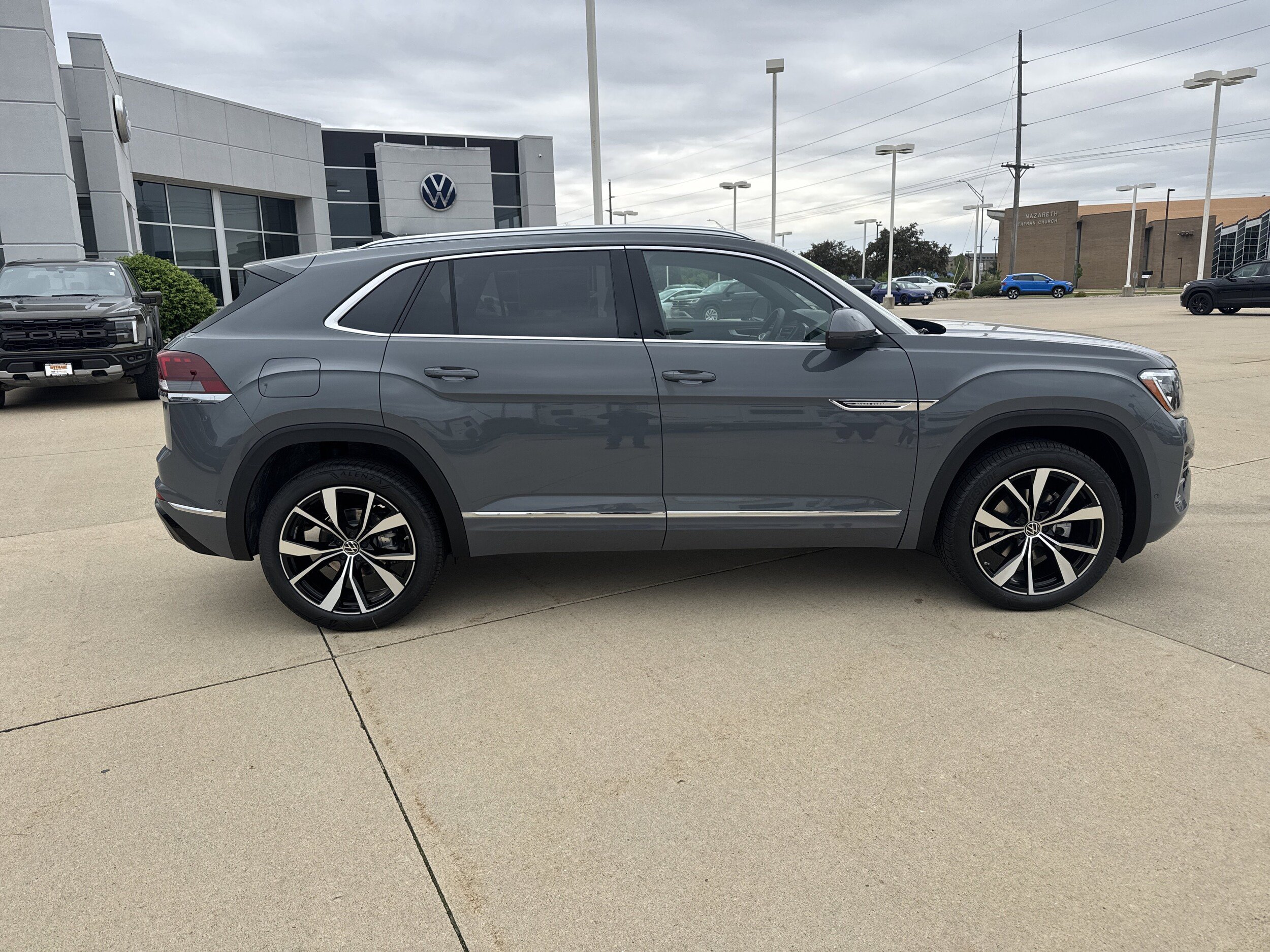 New 2026 Volkswagen Atlas Cross Sport SEL Premium R-Line AWD/4WD image 3