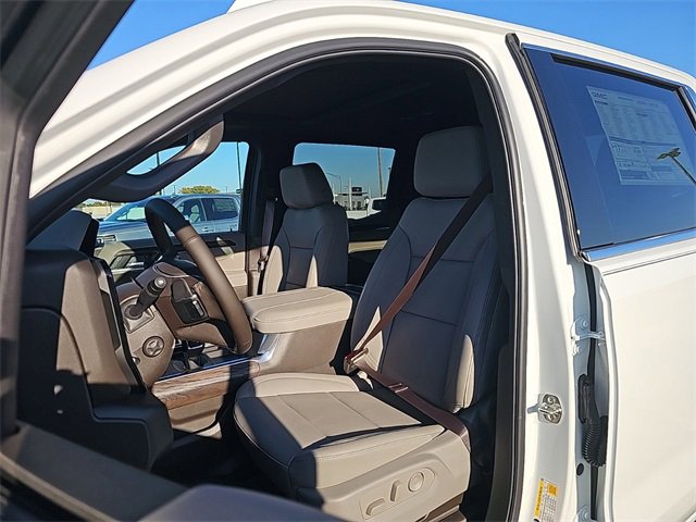New 2025 GMC Sierra 1500 SLT image 10