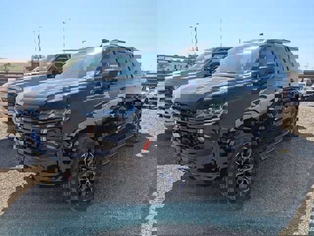 Used 2023 Chevrolet Tahoe Z71 w/ Z71 Off-Road Package image 2