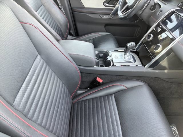 Used 2021 Land Rover Discovery Sport SE R-Dynamic image 9