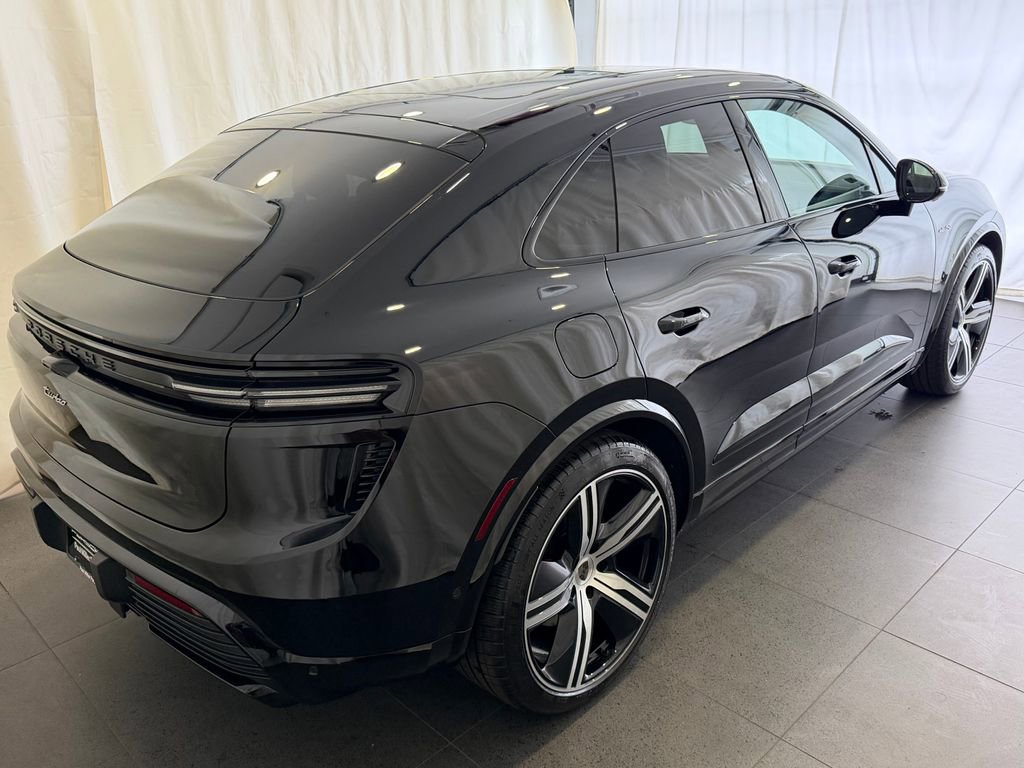 Certified 2025 Porsche Macan Turbo Electric AWD/4WD image 9