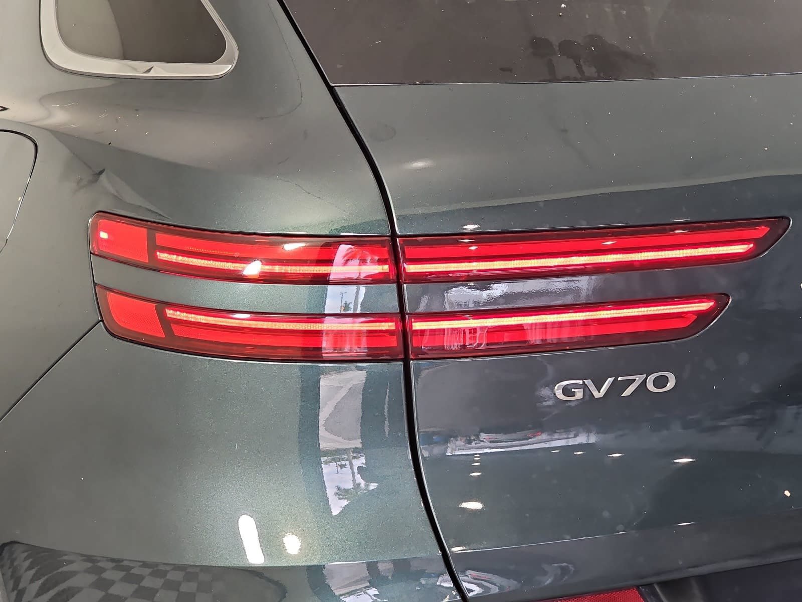 Used 2022 Genesis GV70 2.5T AWD/4WD image 31