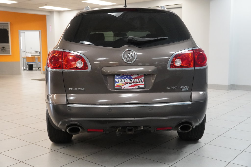 Used 2008 Buick Enclave CXL w/ Entertainment Package #3 FWD image 32