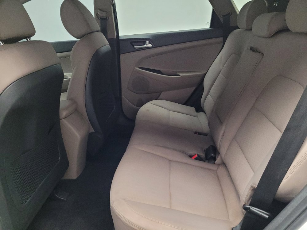 Used 2021 Hyundai Tucson SE w/ Cargo Package FWD image 18