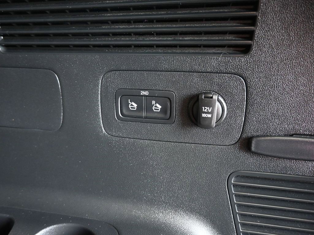 Used 2022 Kia Sorento S image 56