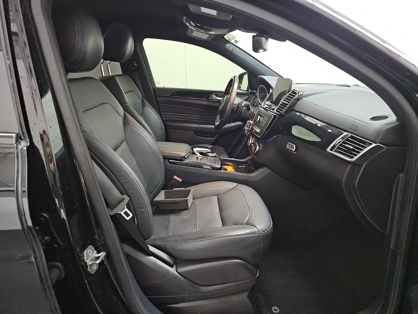 Used 2018 Mercedes-Benz GLE 43 AMG 4MATIC Coupe w/ Premium 3 Package image 11