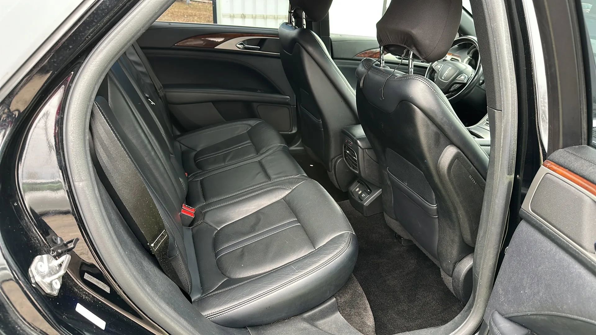 Used 2017 Lincoln MKZ Reserve w/ Climate Package image 16