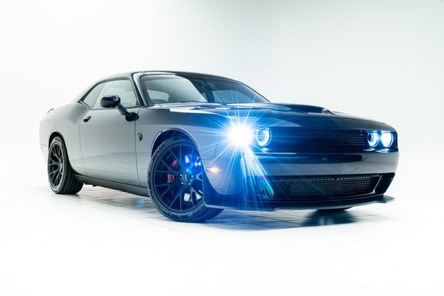Used 2015 Dodge Challenger SRT Hellcat image 5