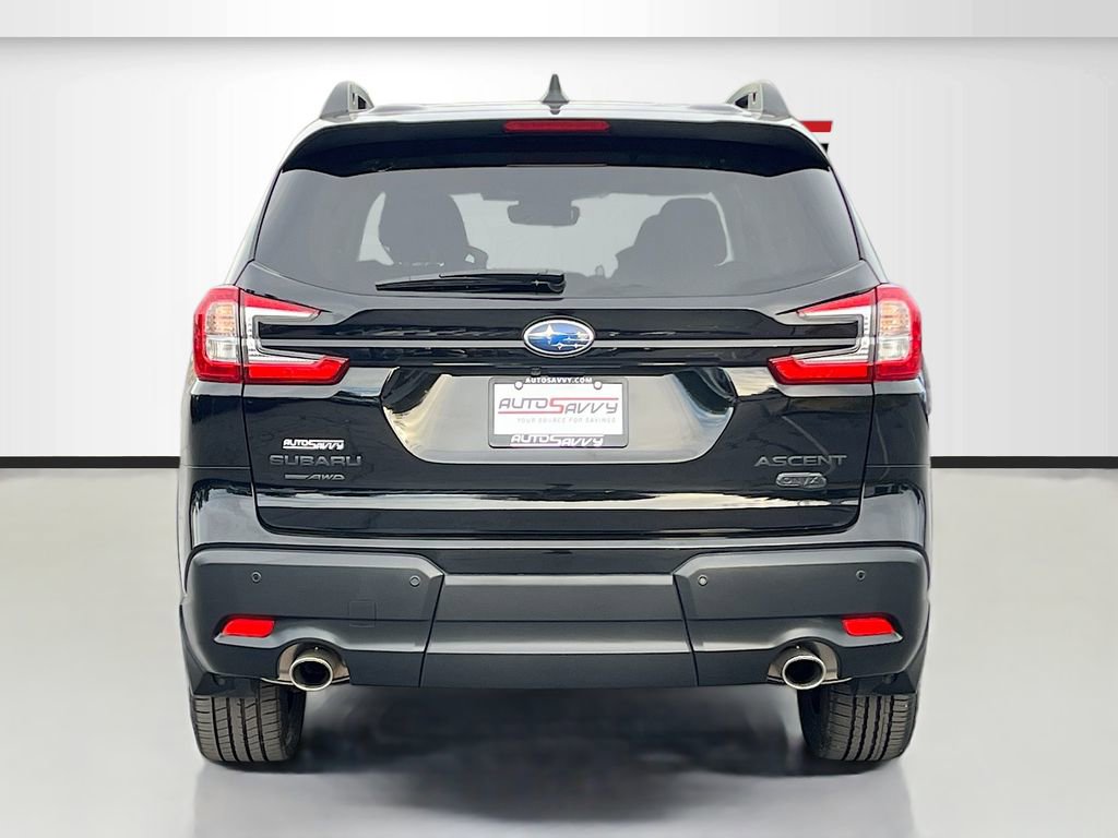 Used 2024 Subaru Ascent Onyx Edition image 6