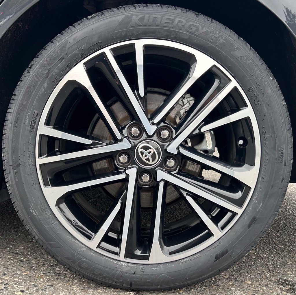 Certified 2025 Toyota Camry XLE FWD image 27