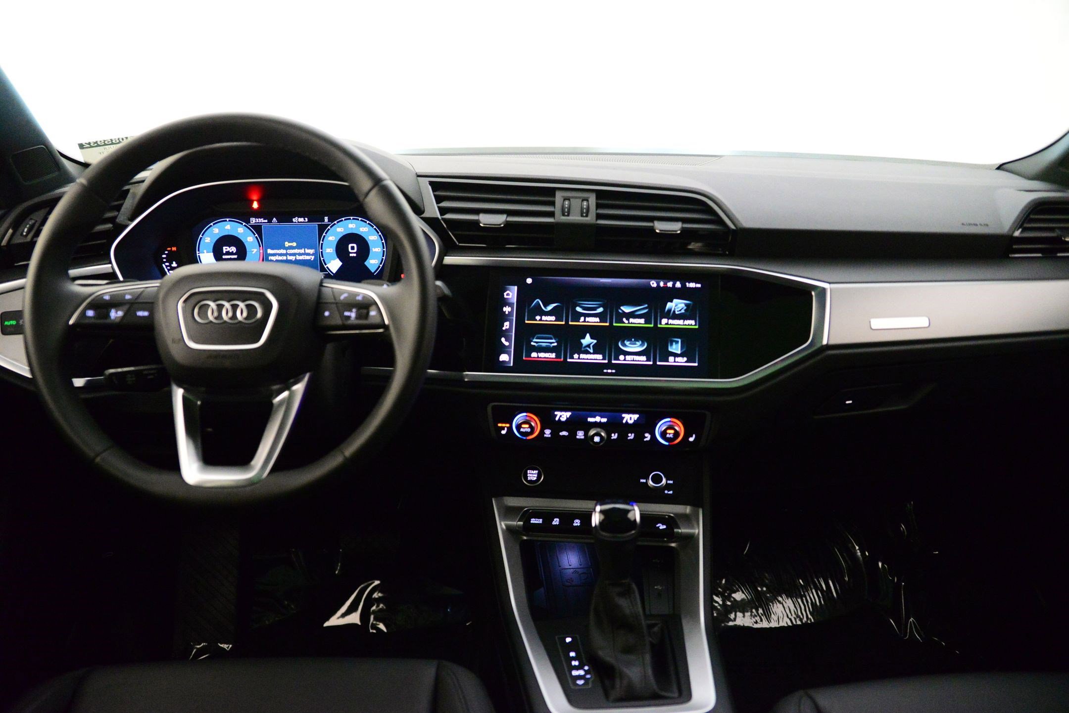Certified 2025 Audi Q3 2.0T Premium w/ Convenience Package image 13