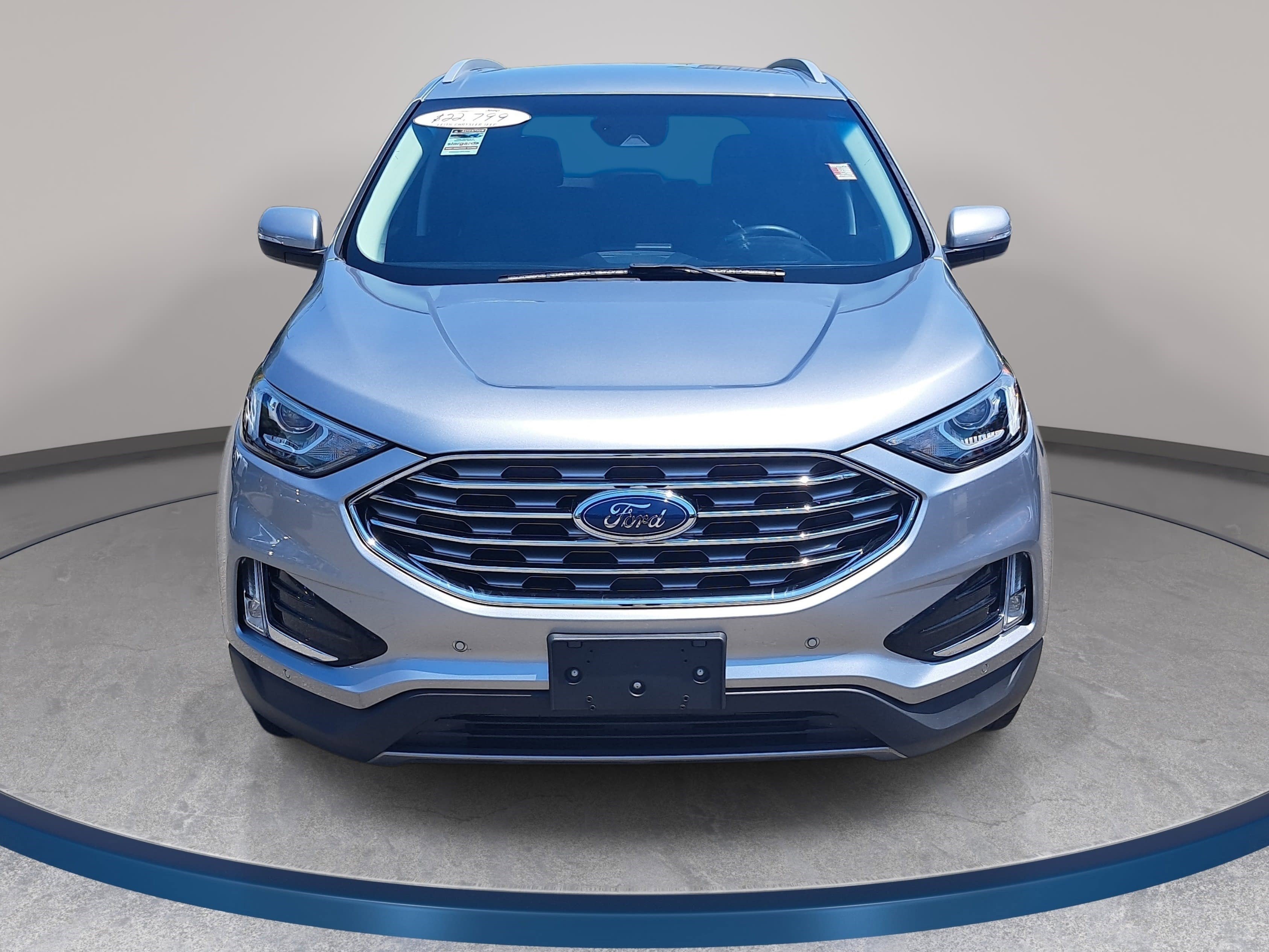 Used 2021 Ford Edge Titanium AWD/4WD image 2