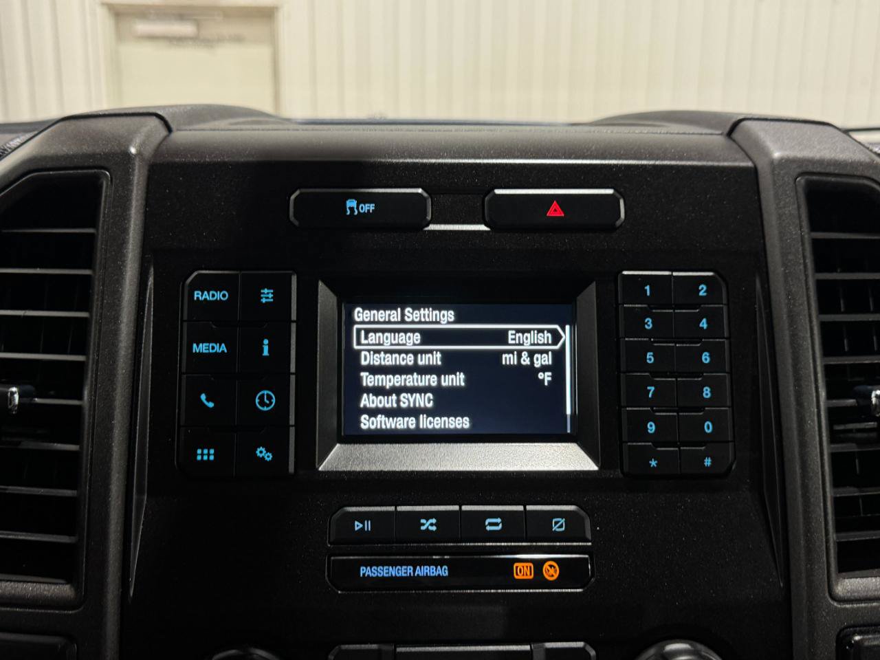 Used 2022 Ford F250 XL w/ Power Equipment Group AWD/4WD image 39