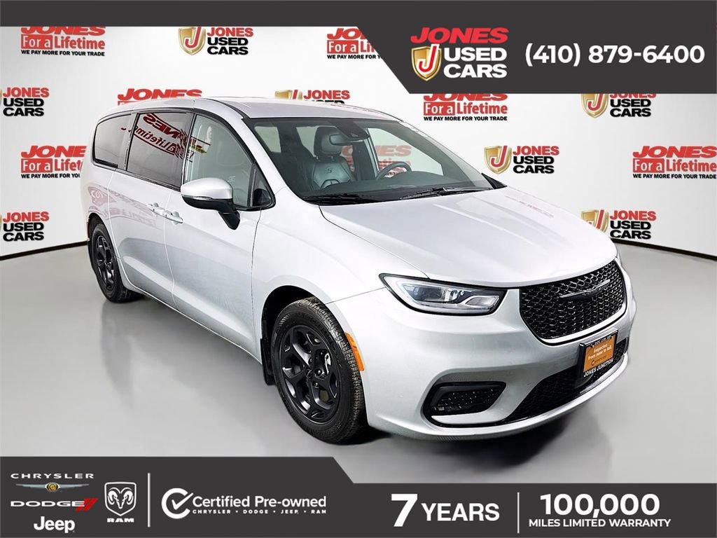 Used 2023 Chrysler Pacifica Touring-L w/ S Appearance Package image 1