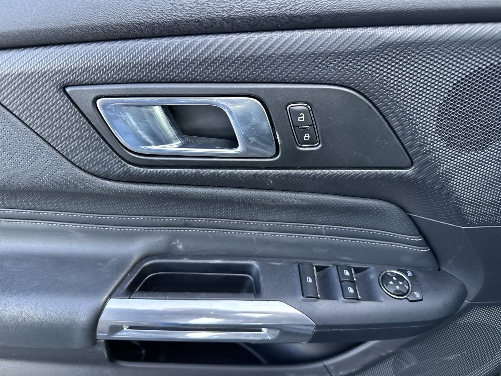 Certified 2024 Ford Mustang Premium image 44