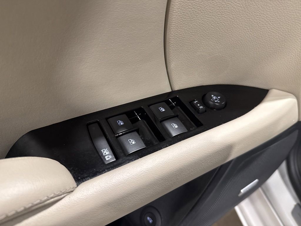 Used 2019 Cadillac XTS Luxury w/ Driver Awareness Package image 17