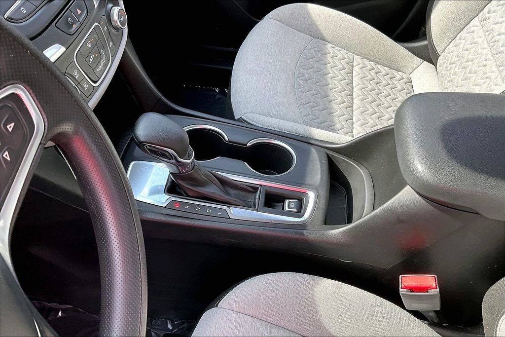 Used 2022 Chevrolet Equinox LS image 13