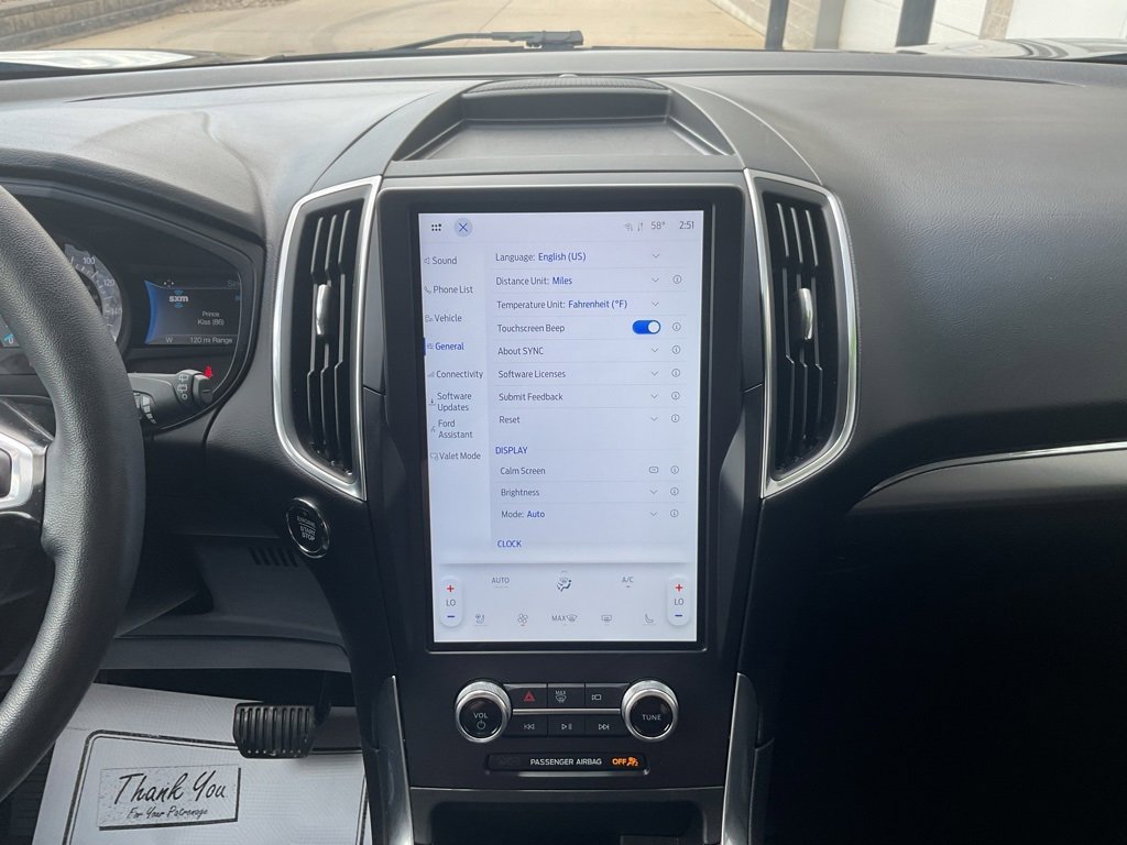 Used 2024 Ford Edge Titanium image 20