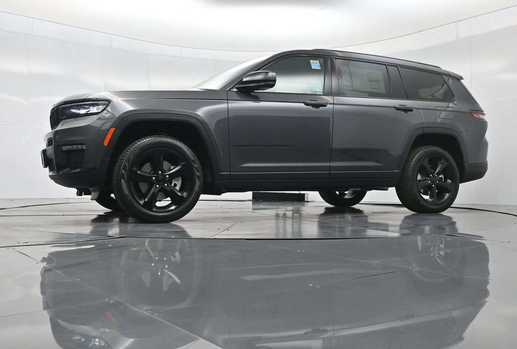 New 2025 Jeep Grand Cherokee L Limited w/ Black Appearance Package image 46