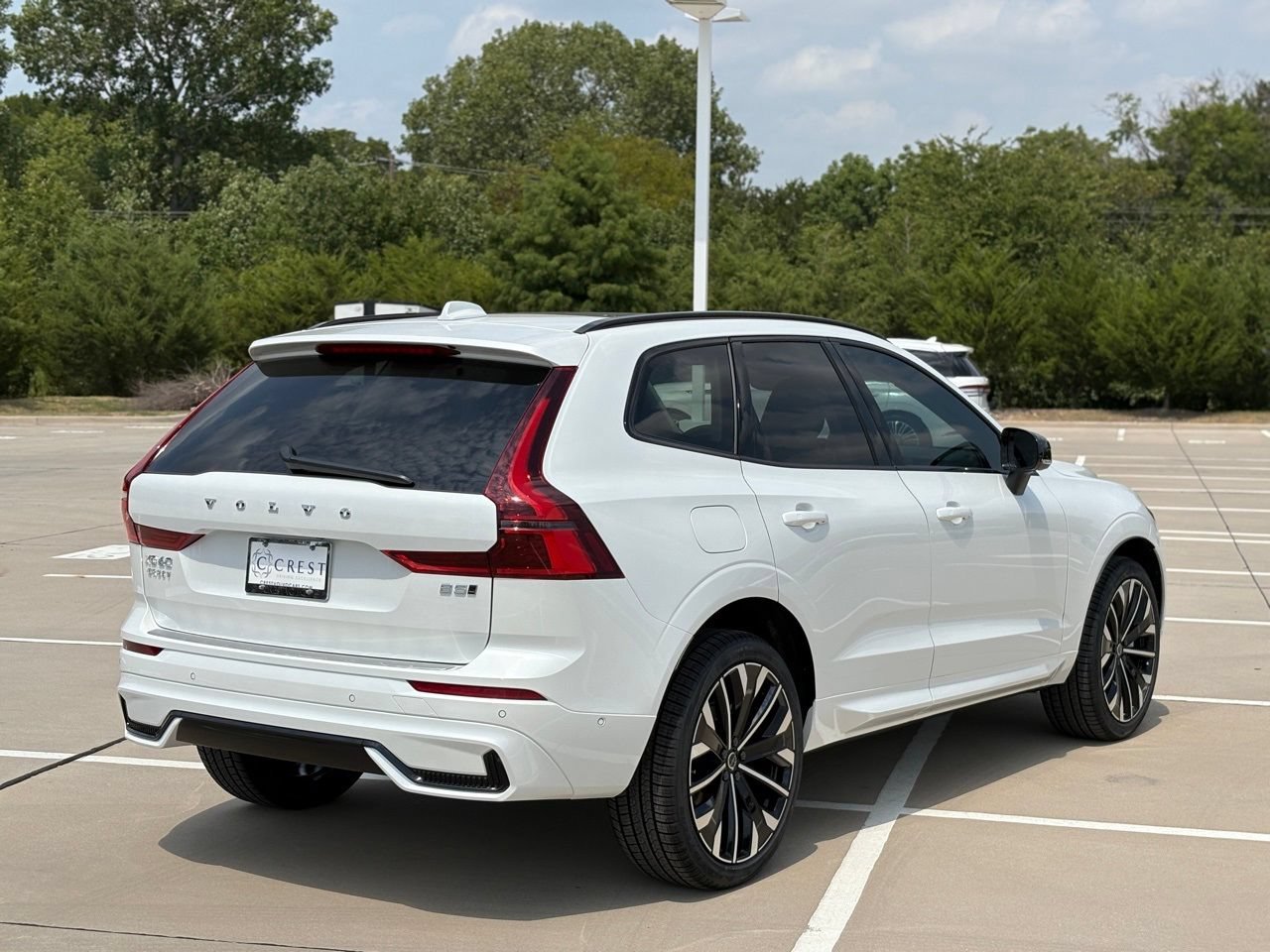 New 2026 Volvo XC60 B5 Ultra w/ Protection Package Premier AWD/4WD image 6