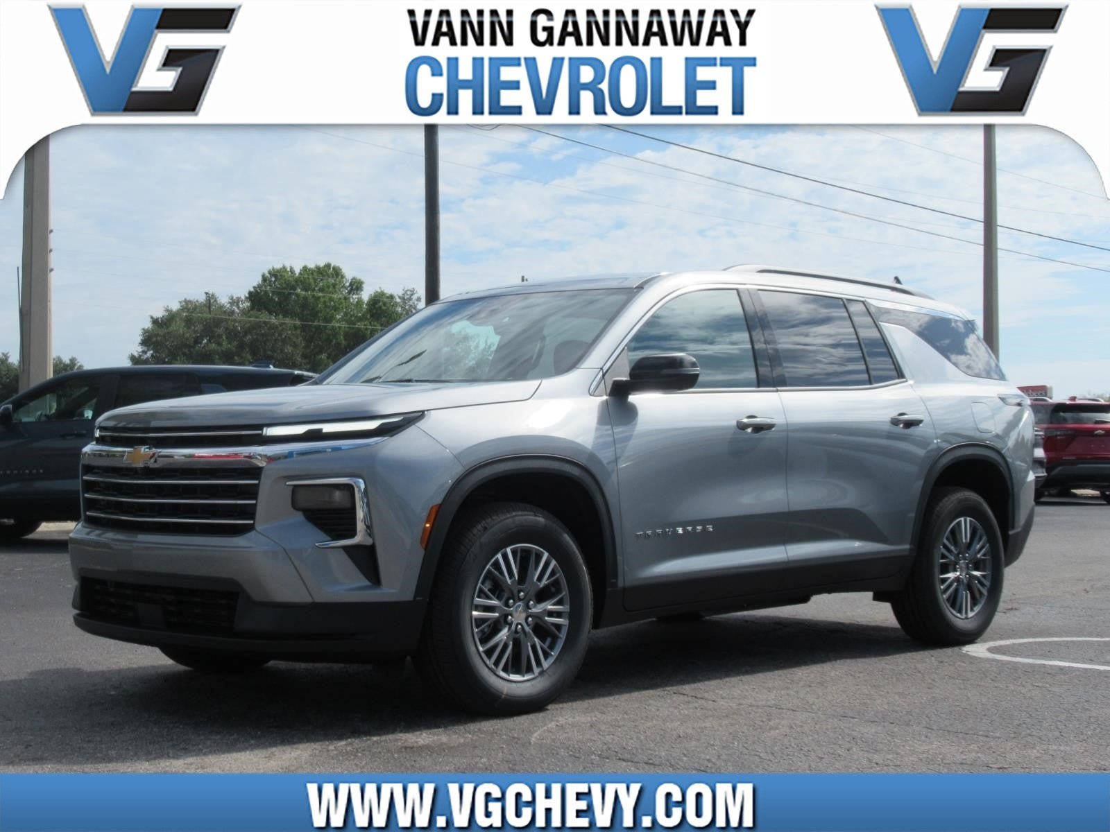 New 2027 Chevrolet Traverse LT w/ Driver Confidence Package