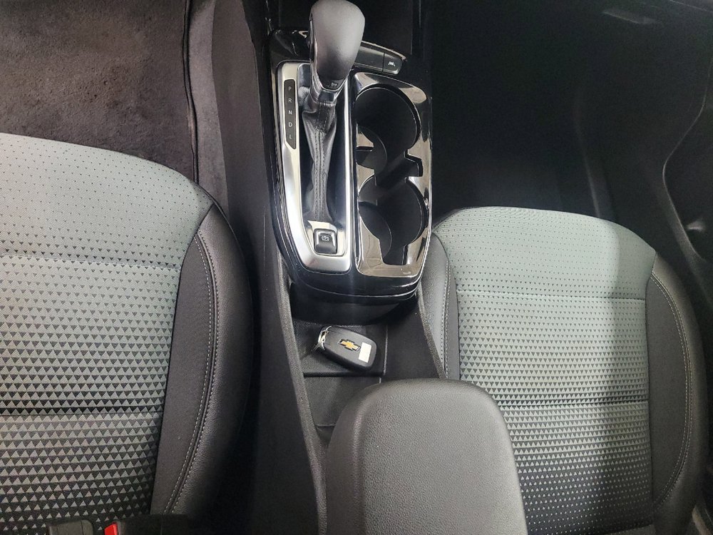 Used 2025 Chevrolet Trax LT w/ Driver Confidence Package FWD image 26